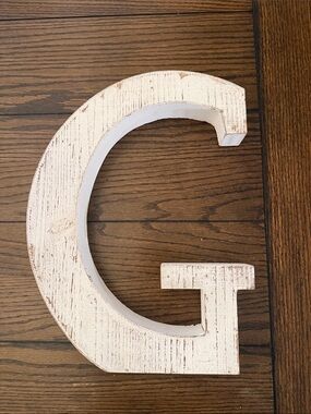 Hobby Lobby Distressed White Wooden Letter G Wall Decor